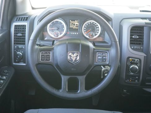 Used 2018 RAM 1500 Express w/ Express Value Package AWD/4WD image 14