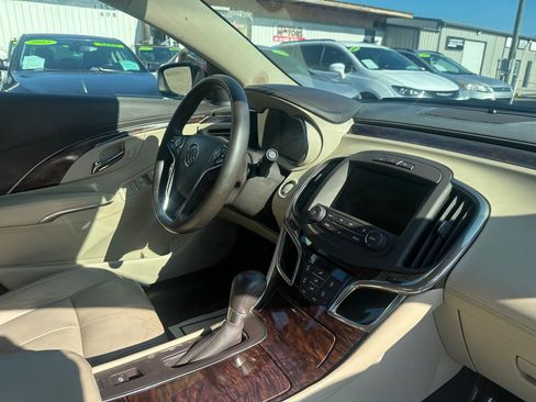Used 2014 Buick LaCrosse Leather w/ Driver Confidence Package FWD image 8