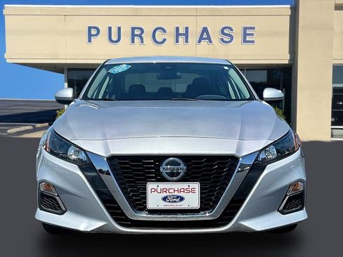 Used 2022 Nissan Altima 2.5 S FWD image 2