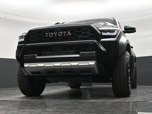 Used 2025 Toyota 4Runner Trailhunter AWD/4WD image 26