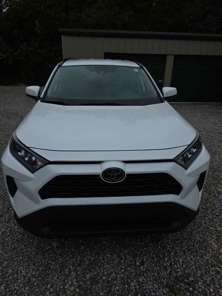 Certified 2021 Toyota RAV4 LE AWD/4WD image 9