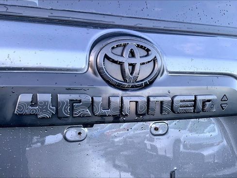 Used 2020 Toyota 4Runner TRD Off-Road Premium w/ Moonroof Package image 10