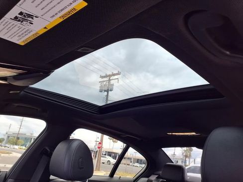 Used 2019 BMW 530i w/ Convenience Package RWD image 28