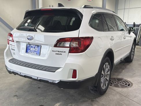 Used 2017 Subaru Outback 3.6R Touring w/ Protection Package #1 AWD/4WD image 7