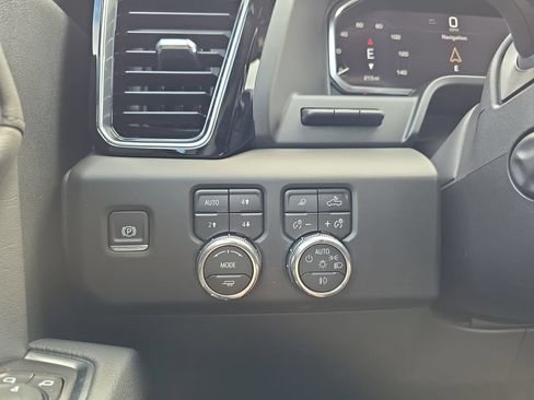New 2026 GMC Sierra 1500 Denali w/ Technology Package AWD/4WD image 27