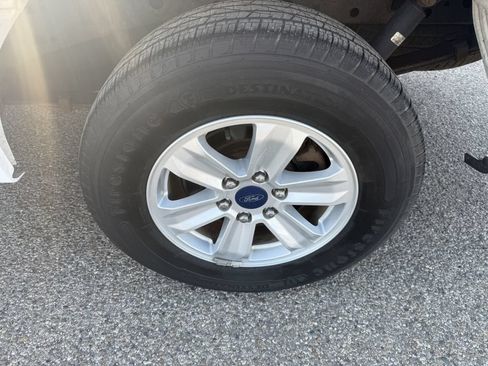 Used 2017 Ford F150 XL w/ Equipment Group 101A Mid RWD image 16