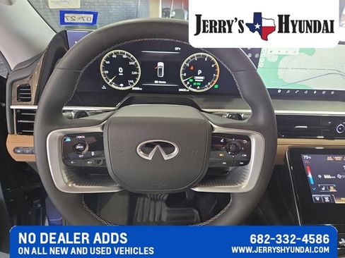 Used 2025 INFINITI QX80 Luxe RWD image 17