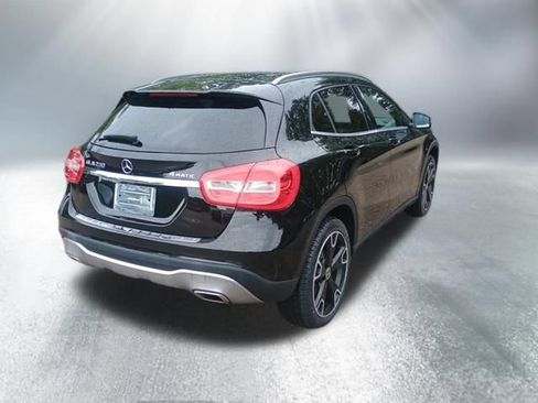 Used 2020 Mercedes-Benz GLA 250 4MATIC image 5