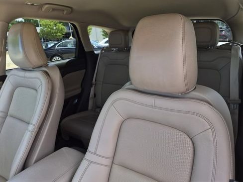 Used 2023 Lincoln Corsair Reserve AWD/4WD image 14