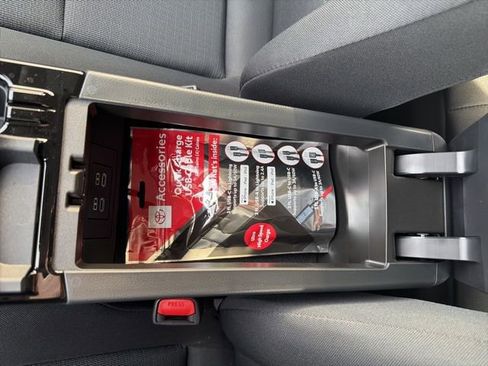 New 2026 Toyota Prius LE image 40