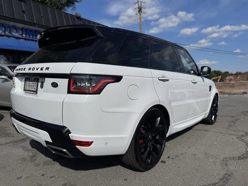 Used 2020 Land Rover Range Rover Sport HST image 3