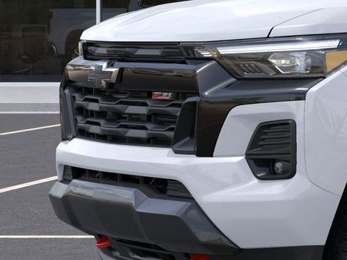 New 2025 Chevrolet Colorado Z71 w/ Technology Package AWD/4WD image 25