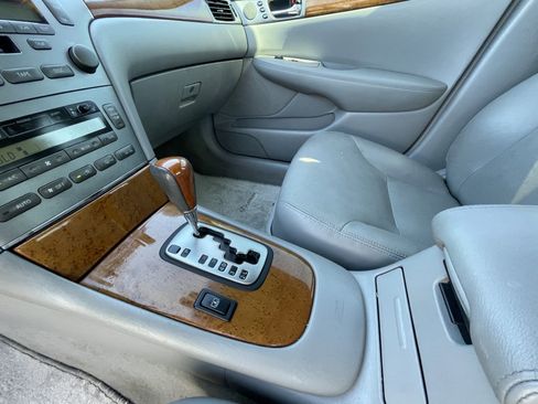 Used 2006 Lexus ES 330 FWD image 18