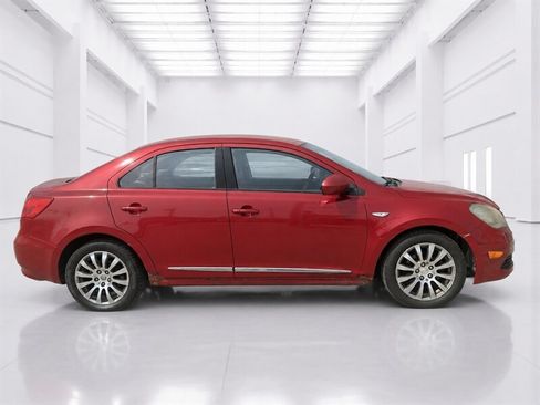 Used 2013 Suzuki Kizashi SE AWD/4WD image 3