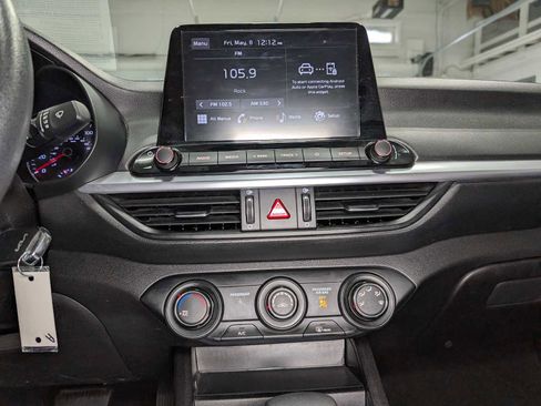 Certified 2023 Kia Forte LXS w/ LXS Technology Package FWD image 30