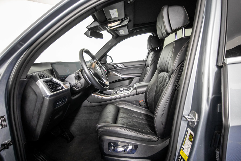 Used 2024 BMW X5 xDrive40i w/ Premium Package AWD/4WD image 10