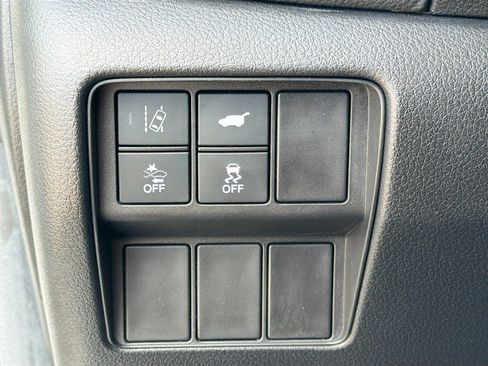 Used 2018 Honda CR-V Touring image 32