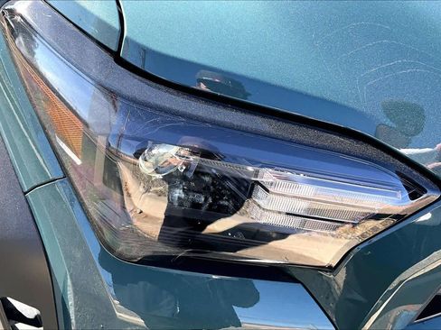 Certified 2025 Toyota 4Runner TRD Off-Road Premium image 23