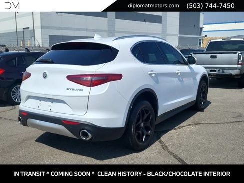Used 2019 Alfa Romeo Stelvio RWD image 4