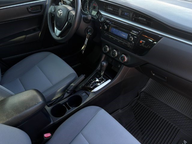 Used 2014 Toyota Corolla L FWD image 15