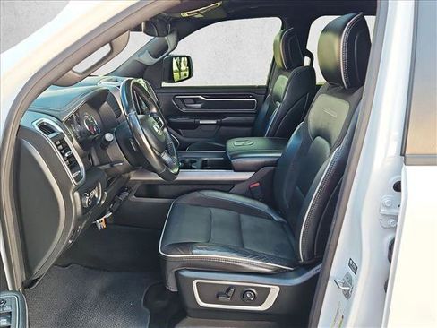 Used 2021 RAM 1500 Laramie w/ Sport Appearance Package AWD/4WD image 17