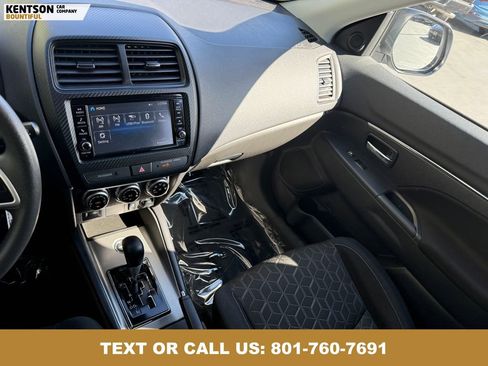 Used 2025 Mitsubishi Outlander Sport AWD image 24