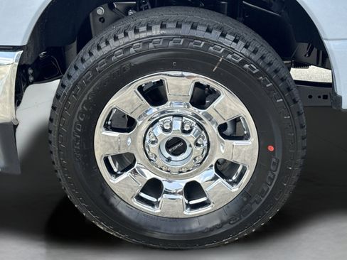 Used 2025 Ford F350 Lariat w/ Chrome Package AWD/4WD image 64