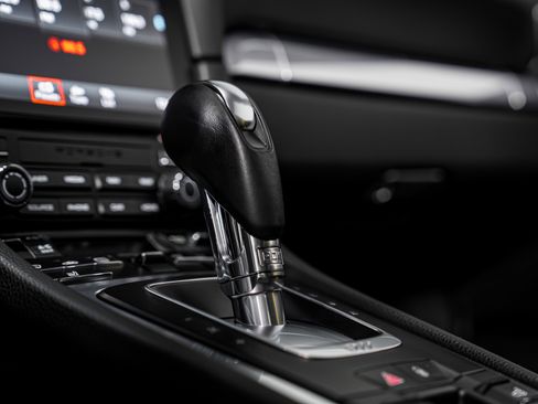 Used 2017 Porsche 911 Targa 4 image 18