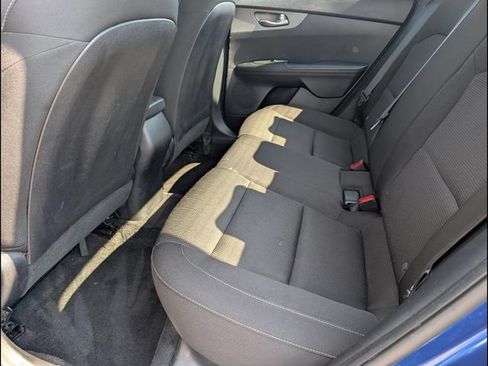 Used 2019 Kia Forte LXS FWD image 10