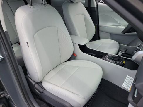 New 2026 Hyundai Kona SE FWD image 19