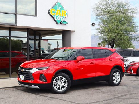 Used 2021 Chevrolet Blazer LT image 3