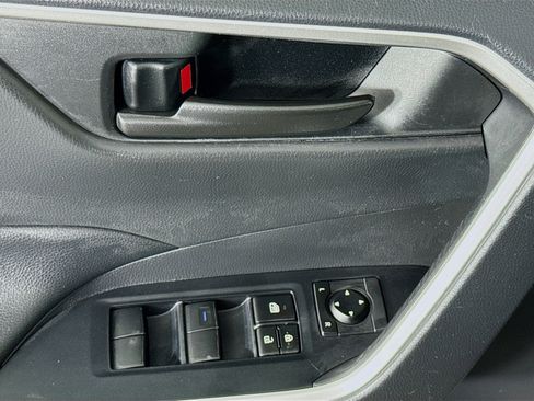 Used 2020 Toyota RAV4 LE w/ All Weather Liner Package FWD image 22