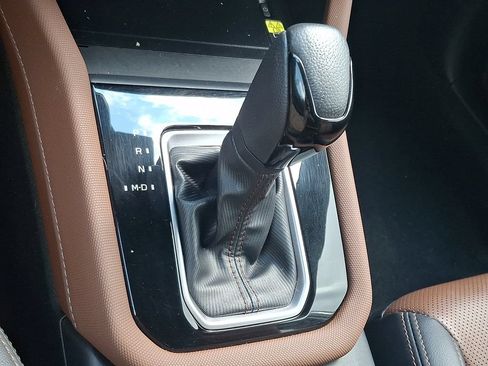 Certified 2025 Subaru Forester Touring AWD/4WD image 17