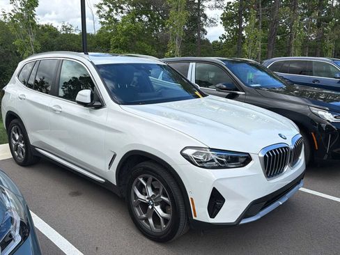 Certified 2023 BMW X3 xDrive30i w/ Premium Package AWD/4WD image 2
