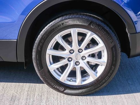 Used 2023 Cadillac XT4 Luxury w/ Driver Awareness Package FWD image 9