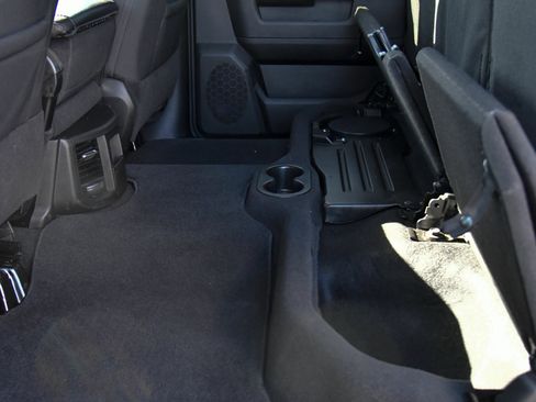 Used 2025 RAM 2500 Big Horn AWD/4WD image 40