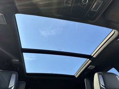 Certified 2024 Cadillac Escalade Sport Platinum w/ LPO, ONYX Package image 19