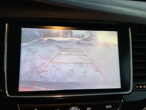 Used 2020 Buick Encore Preferred image 21