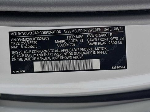 Used 2026 Volvo XC60 B5 Plus w/ Protection Package Premier AWD/4WD image 30