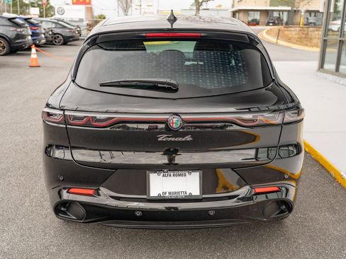 New 2025 Alfa Romeo Tonale w/ Premium Package image 5