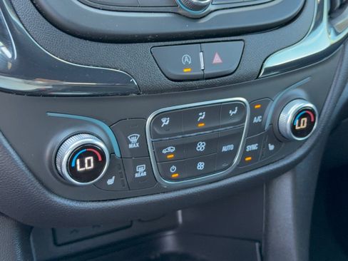 Certified 2024 Chevrolet Equinox RS FWD image 22