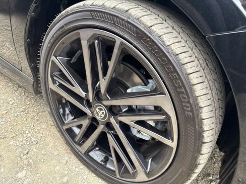 Used 2026 Toyota Camry XSE FWD image 4