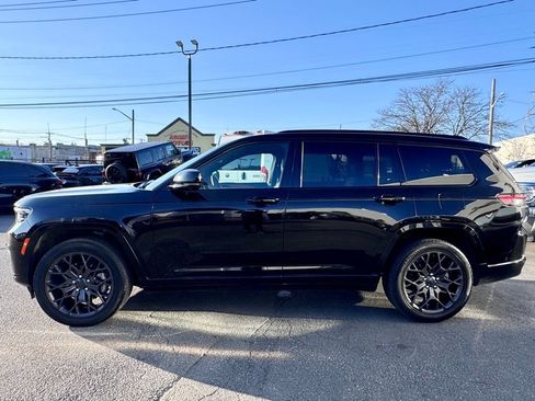 Used 2025 Jeep Grand Cherokee L Summit image 4