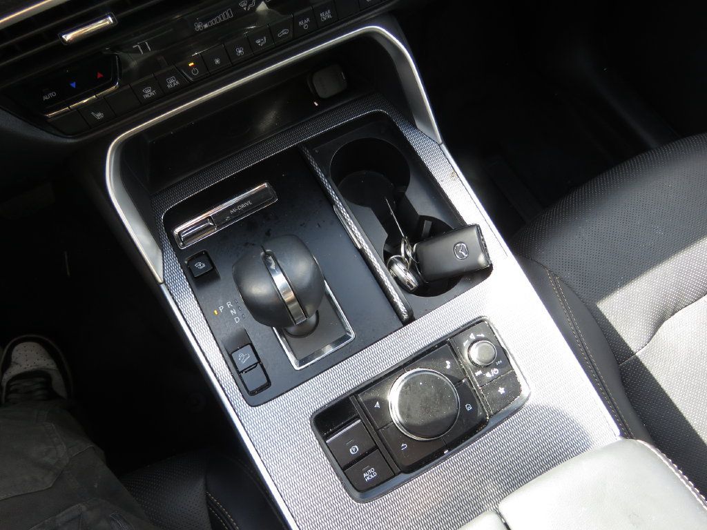 Used 2025 MAZDA CX-70 Plug-In Hybrid w/ Premium Pkg AWD/4WD image 25