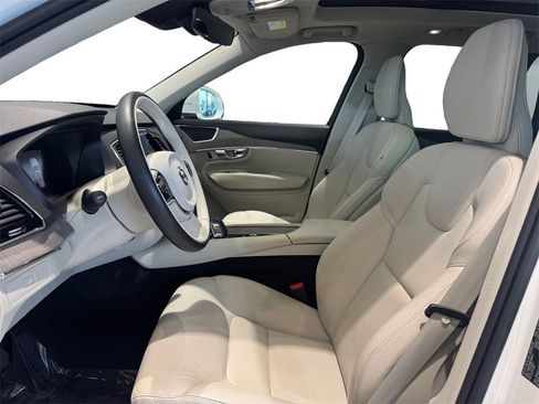 Certified 2023 Volvo XC90 B6 Plus w/ Protection Package Premier image 9