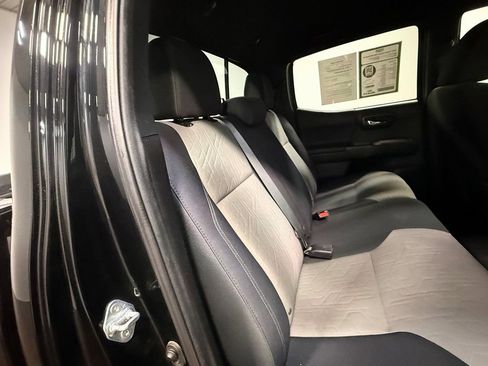 Used 2021 Toyota Tacoma TRD Off-Road w/ Technology Package image 67