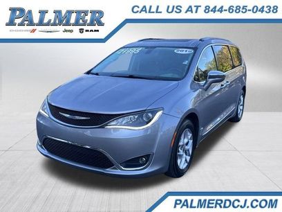 Used 2019 Chrysler Pacifica Limited