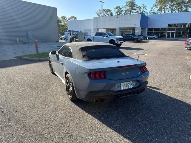 Used 2025 Ford Mustang GT Premium w/ GT Performance Package RWD image 8