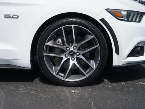 Used 2015 Ford Mustang GT Premium w/ Equipment Group 401A RWD image 4