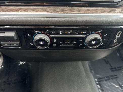 Certified 2024 Chevrolet Silverado 1500 RST AWD/4WD image 18